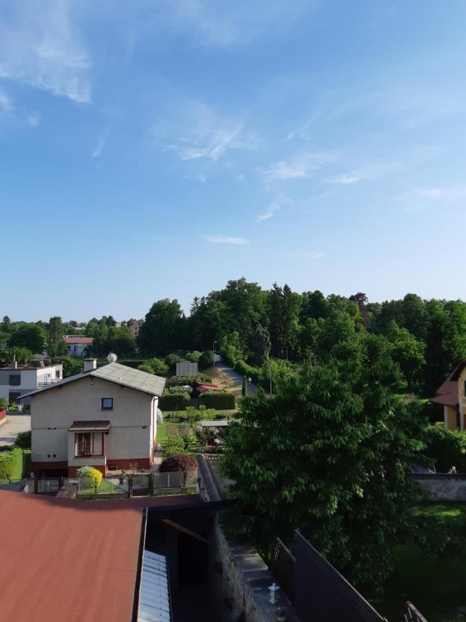 Apartman V Rodinnem Dome Jaroměř 외부 사진